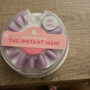 Instant Mani press on nails  42 ct. Color: Your invited.  short length.